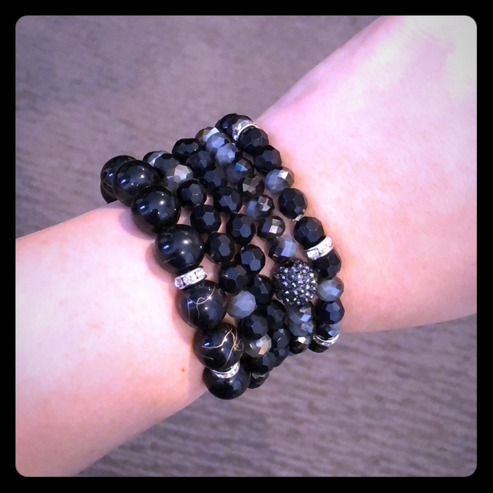 Gorgeous five beaded bracelet set 🌟